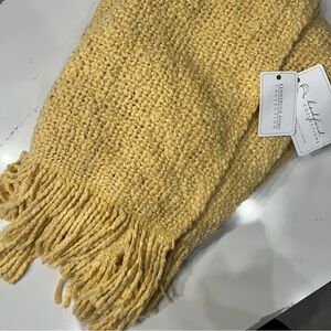 Bedford Collection Kennebunk Home Campbell Throw Blanket Butter Yellow 40x70 NWT